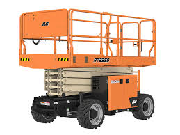 33' R.T. SCISSOR LIFT - DIESEL